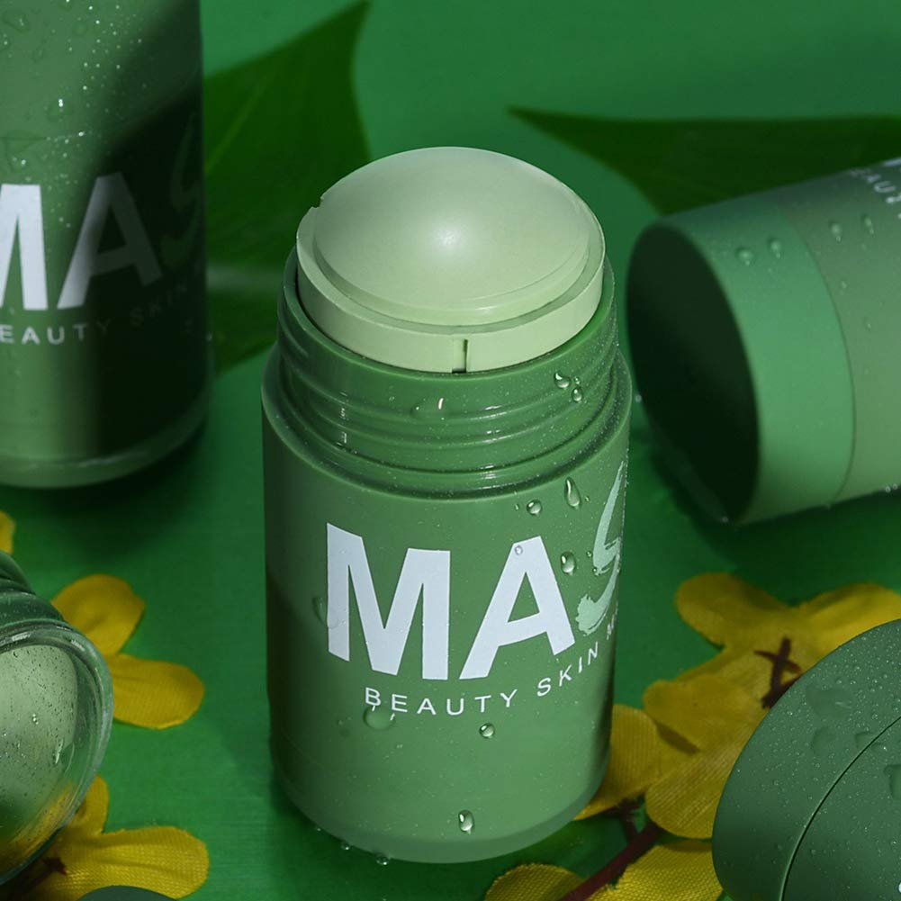 Masque nettoyant en profondeur à l'argile et au thé vert